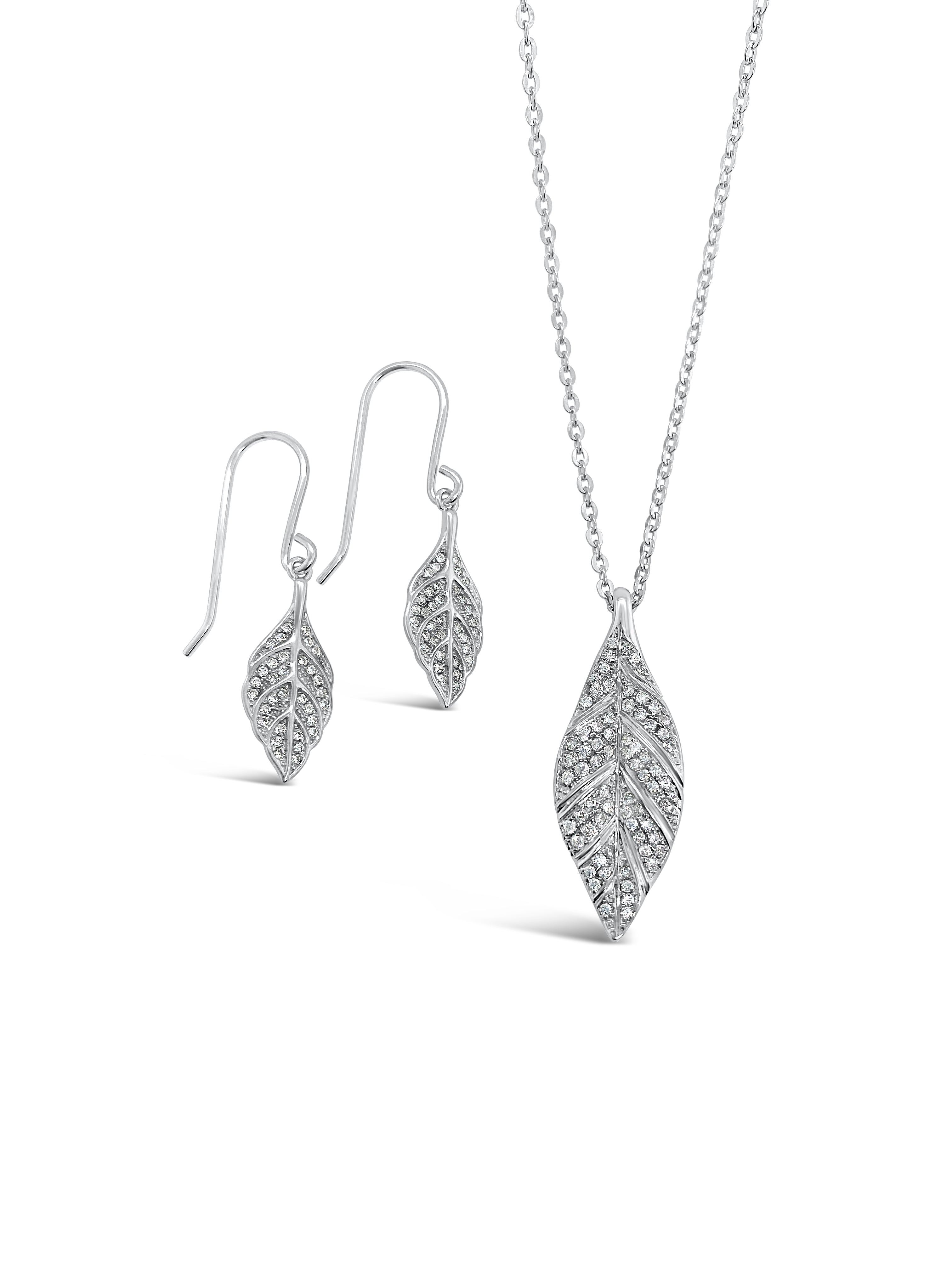 Sparkling Leaf Necklace
