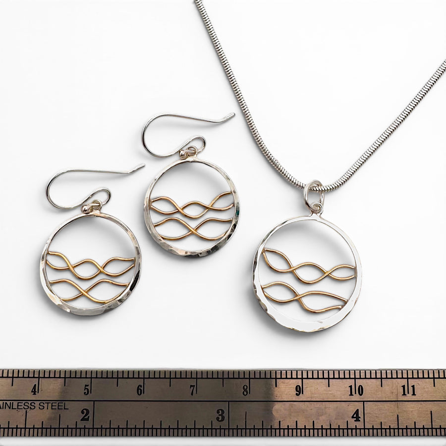 Golden Tides Dangle Earring